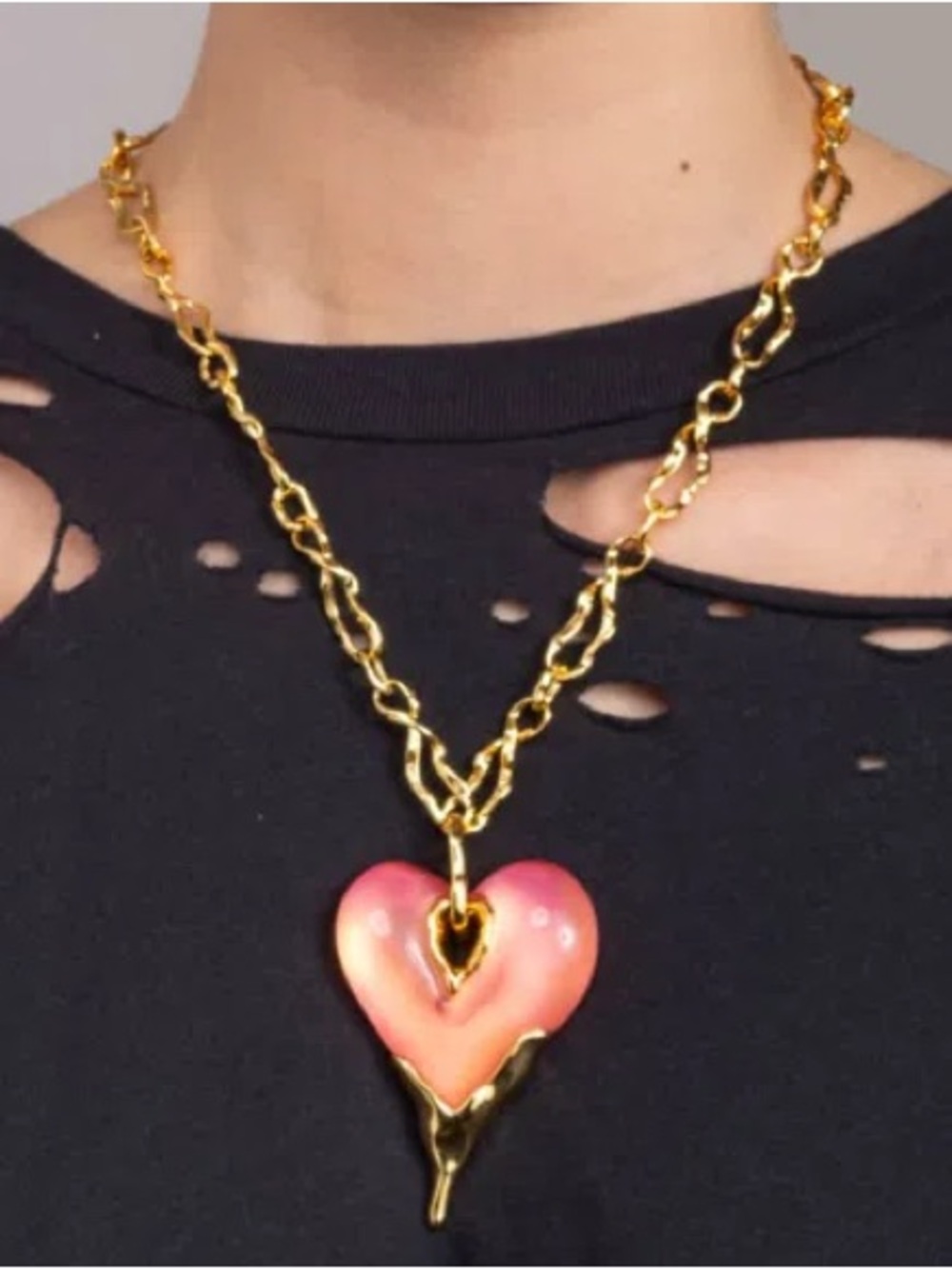 ALEXIS BITTARDripping Heart Lucite Pendant Necklace In Transparent - Picture 2 of 5
